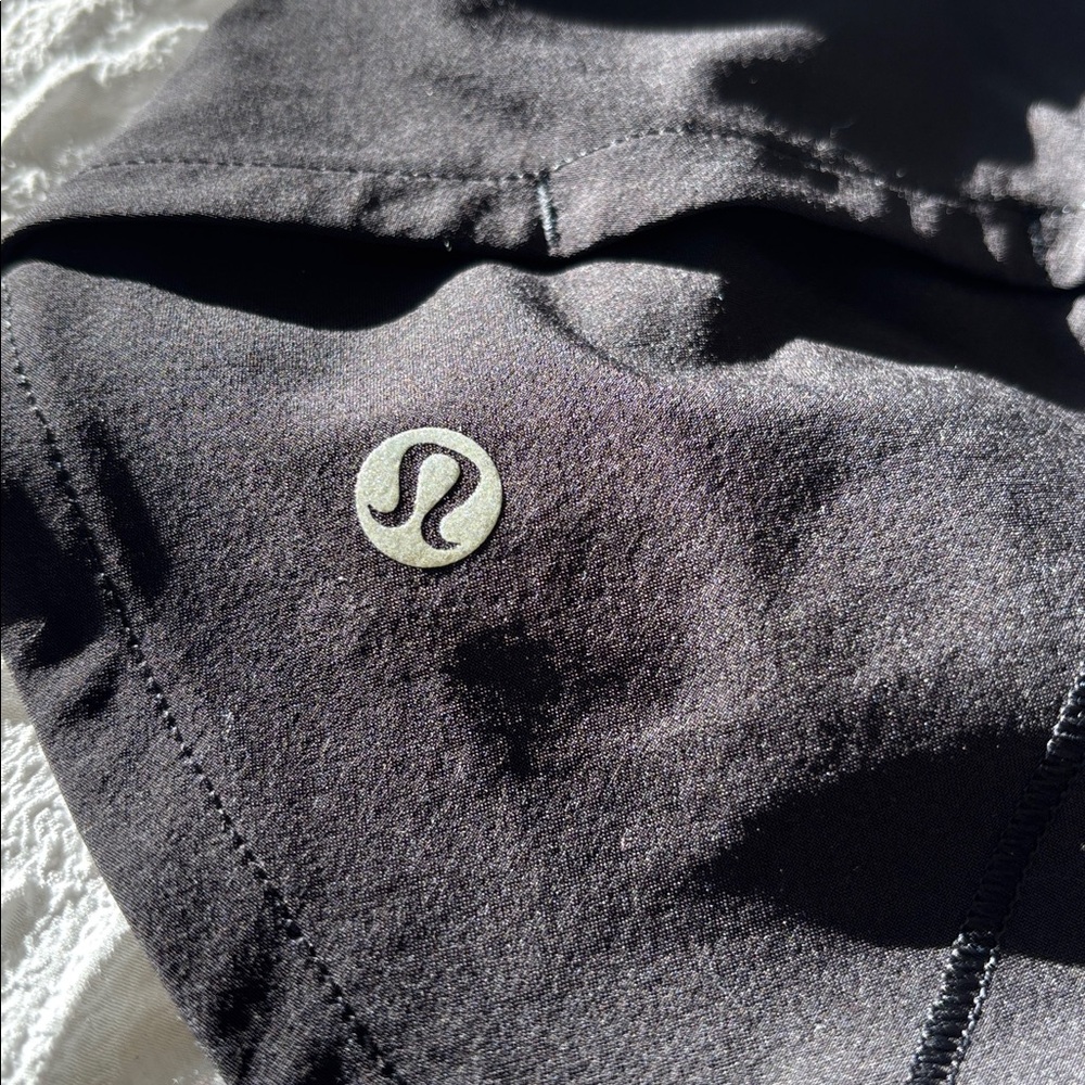 lululemon athletica Black Women's Athletic Overlay Shorts - Picture 5 of 8